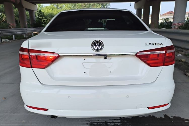 Used Volkswagen Lavida 2013 Restyled Classic 1.6L Manual Comfort Edition Rear