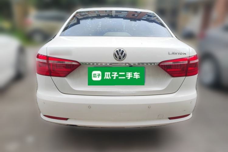 Used Volkswagen Lavida 2013 1.6L Automatic Luxury Edition Rear