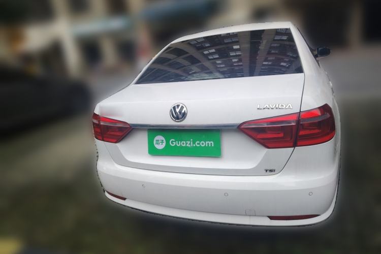 Used Volkswagen Lavida 2013 1.4TSI DSG Comfort Edition Rear