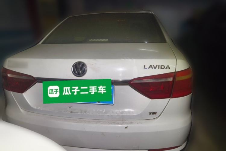 Used Volkswagen Lavida 2013 1.4TSI DSG Comfort Edition Rear