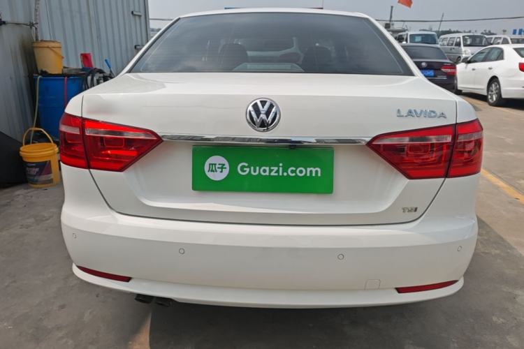 Used Volkswagen Lavida 2013 Revised Version 1.4 TSI DSG Comfort Edition Rear