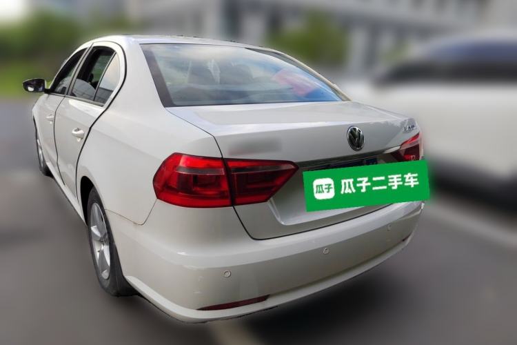 Used Volkswagen Lavida 2013 Revised Classic 1.6L Automatic Fashion Edition Rear Left 45 Deg