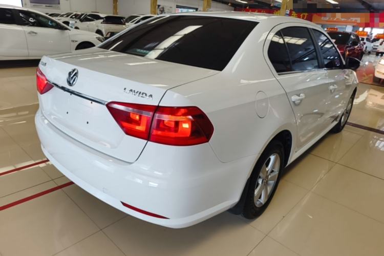 Used Volkswagen Lavida 2013 Revised Classic 1.6L Manual Fashion Edition Rear Right 45 Deg