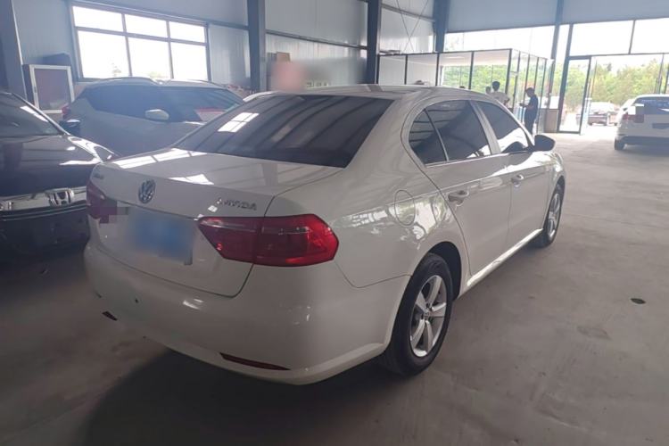 Used Volkswagen Lavida 2013 Revised Classic 1.6L Manual Fashion Edition Rear Right 45 Deg