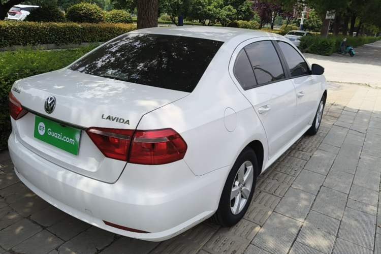 Used Volkswagen Lavida 2013 Revised Classic 1.6L Automatic Fashion Edition Rear Right 45 Deg