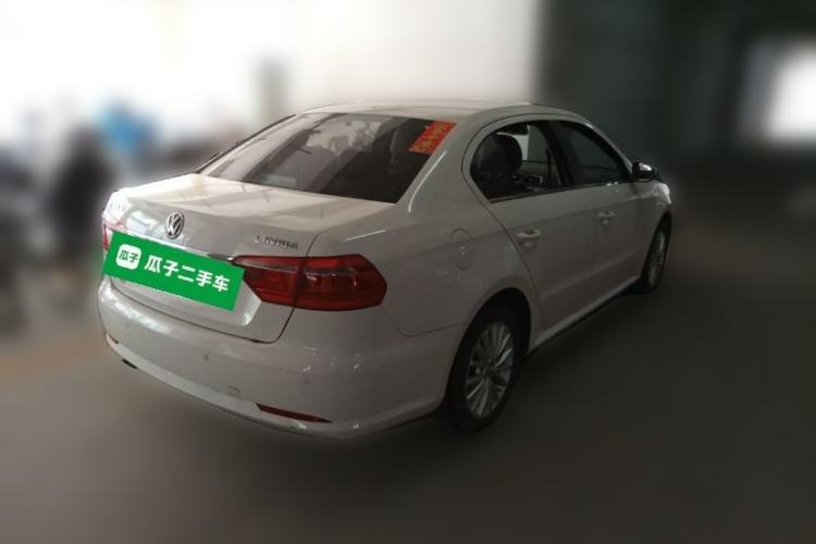 Used Volkswagen Lavida 2013 Revised Version 1.6L Automatic Luxury Edition Rear Right 45 Deg
