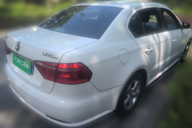 Used Volkswagen Lavida 2013 Revised Classic 1.6L Manual Fashion Edition Rear Right 45 Deg