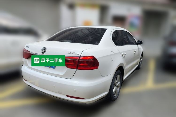 Used Volkswagen Lavida 2013 Revised Classic 1.6L Automatic Fashion Edition Rear Right 45 Deg