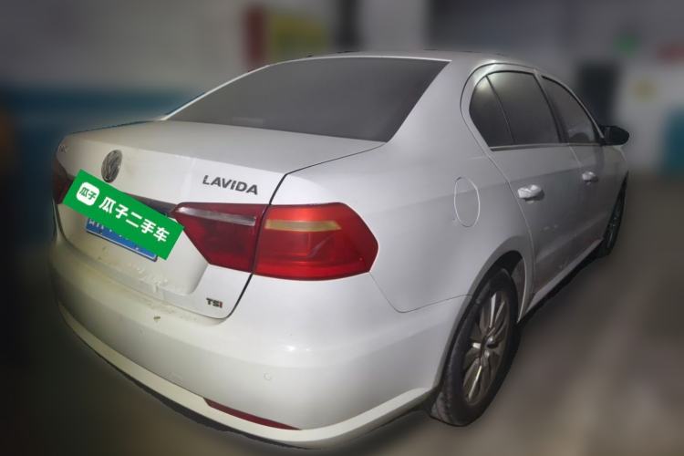 Used Volkswagen Lavida 2013 1.4TSI DSG Comfort Edition Rear Right 45 Deg