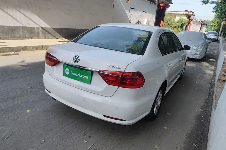 Used Volkswagen Lavida 2013 Revised Classic 1.6L Automatic Fashion Edition Rear Right 45 Deg