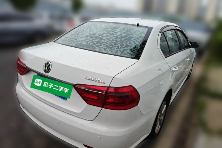Used Volkswagen Lavida 2013 Revised Classic 1.6L Manual Fashion Edition Rear Right 45 Deg