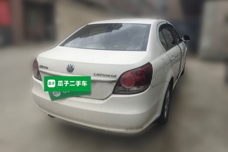 Used Volkswagen Lavida 2013 Classic 1.6L Manual Fashion Edition Rear Right 45 Deg