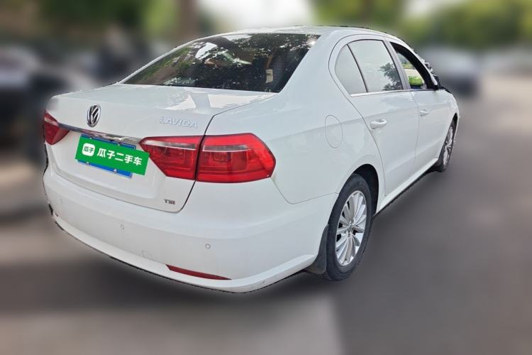 Used Volkswagen Lavida 2013 Revised Version 1.4 TSI DSG Luxury Edition Rear Right 45 Deg