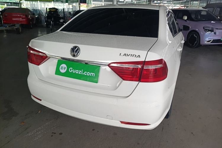 Used Volkswagen Lavida 2013 Revised Classic 1.6L Automatic Fashion Edition Rear Right 45 Deg