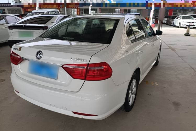 Used Volkswagen Lavida 2013 Revised Classic 1.6L Manual Fashion Edition Rear Right 45 Deg