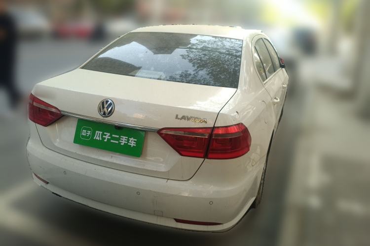 Used Volkswagen Lavida 2013 1.6L Manual Comfort Edition Rear Right 45 Deg