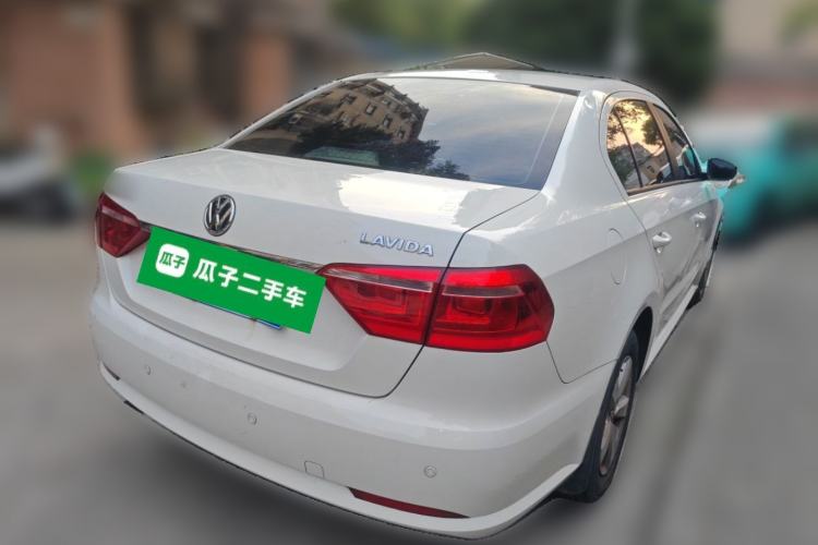 Used Volkswagen Lavida 2013 Revised Classic 1.6L Automatic Fashion Edition Rear Right 45 Deg