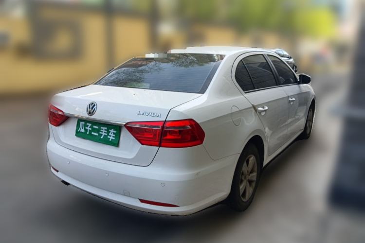 Used Volkswagen Lavida 2013 Revised Classic 1.6L Manual Fashion Edition Rear Right 45 Deg