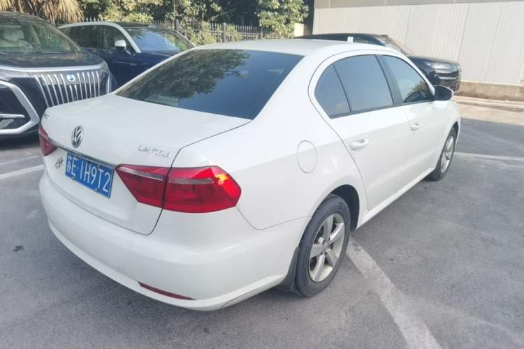Used Volkswagen Lavida 2013 Revised Classic 1.6L Automatic Fashion Edition Rear Right 45 Deg