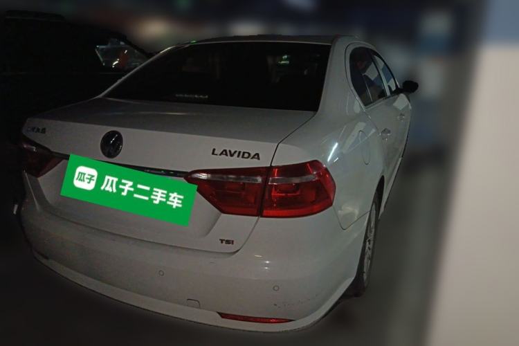 Used Volkswagen Lavida 2013 Revised Version 1.4 TSI DSG Comfort Edition Rear Right 45 Deg