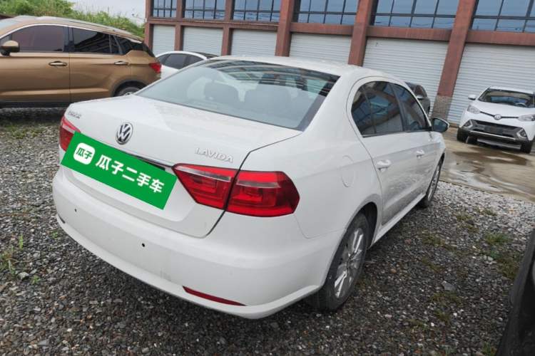 Used Volkswagen Lavida 2013 Restyled Classic 1.6L Manual Comfort Edition Rear Right 45 Deg