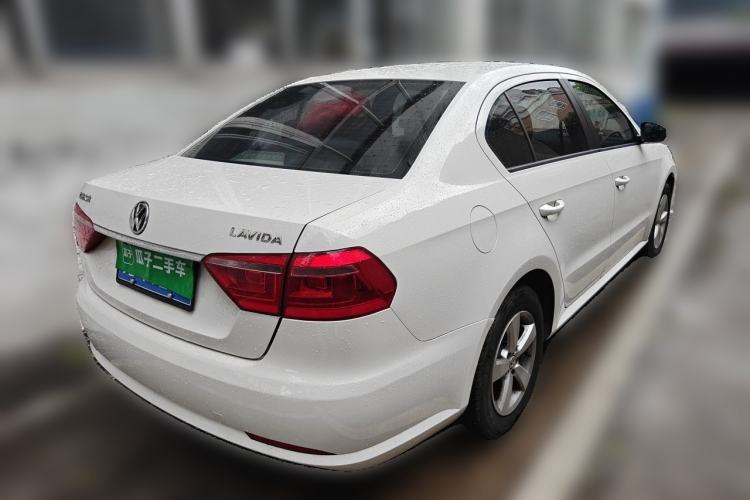 Used Volkswagen Lavida 2013 Revised Classic 1.6L Manual Fashion Edition Rear Right 45 Deg