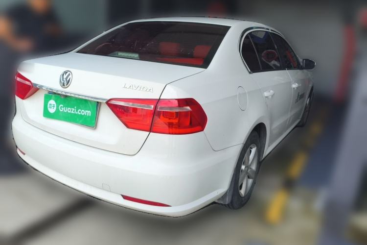 Used Volkswagen Lavida 2013 Revised Classic 1.6L Automatic Fashion Edition Rear Right 45 Deg