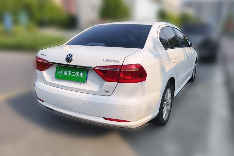 Used Volkswagen Lavida 2013 Revised Version 1.4 TSI DSG Comfort Edition Rear Right 45 Deg