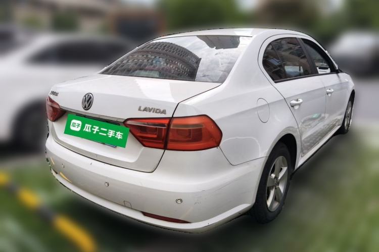 Used Volkswagen Lavida 2013 Revised Classic 1.6L Automatic Fashion Edition Rear Right 45 Deg
