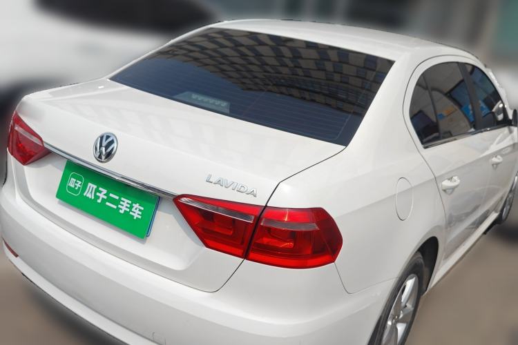 Used Volkswagen Lavida 2013 Revised Classic 1.6L Manual Fashion Edition Rear Right 45 Deg