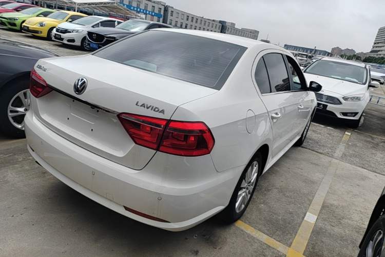 Used Volkswagen Lavida 2013 Restyled Classic 1.6L Automatic Comfort Edition Rear Right 45 Deg