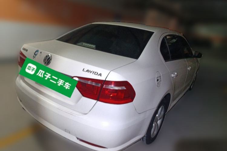 Used Volkswagen Lavida 2013 Revised Classic 1.6L Manual Fashion Edition Rear Right 45 Deg