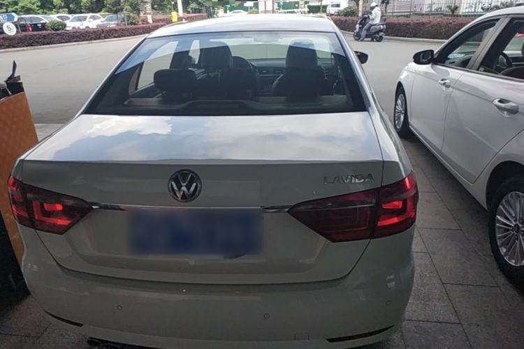Used Volkswagen Lavida 2013 Revised Version 1.4 TSI DSG Comfort Edition Rear