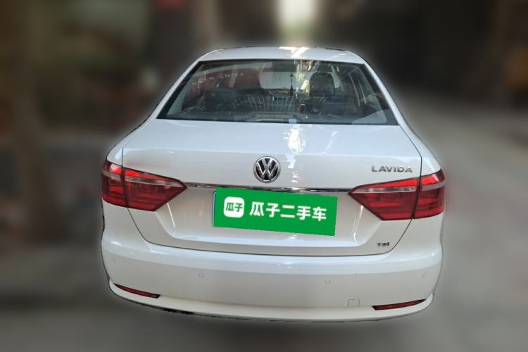 Used Volkswagen Lavida 2013 Revised Version 1.4 TSI DSG Comfort Edition Rear