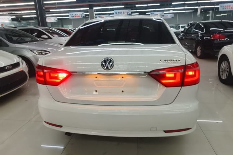 Used Volkswagen Lavida 2013 Revised Classic 1.6L Manual Fashion Edition Rear