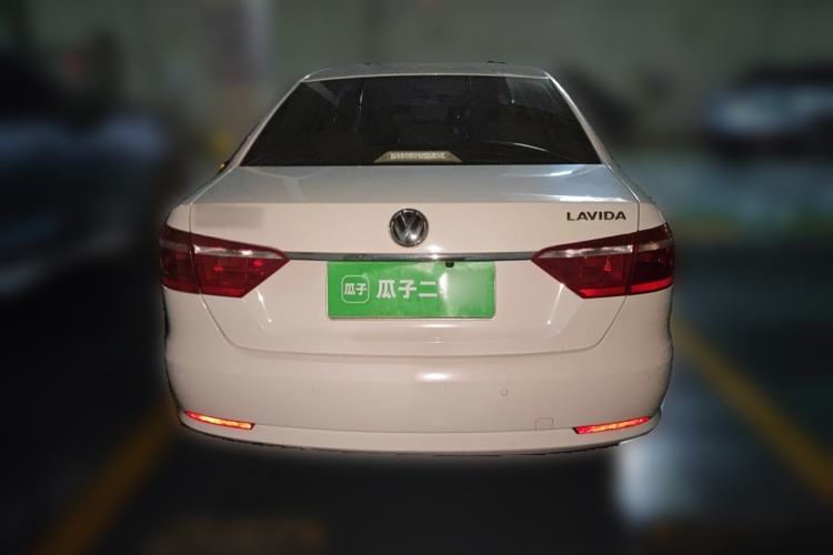 Used Volkswagen Lavida 2013 1.6L Manual Comfort Edition Rear