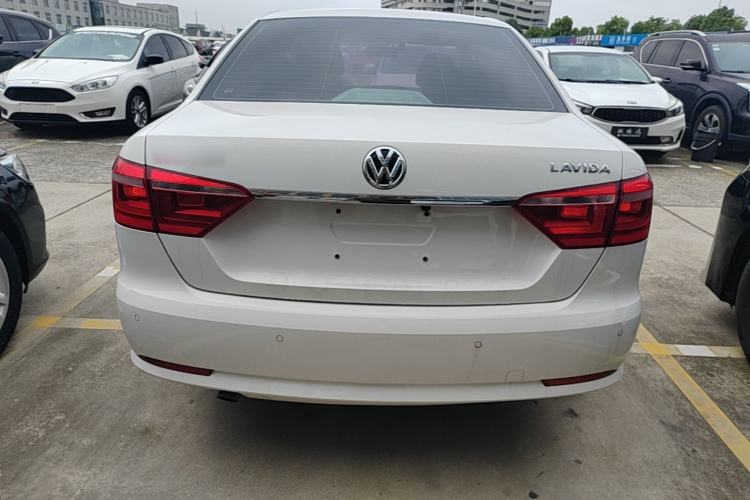 Used Volkswagen Lavida 2013 Restyled Classic 1.6L Automatic Comfort Edition Rear