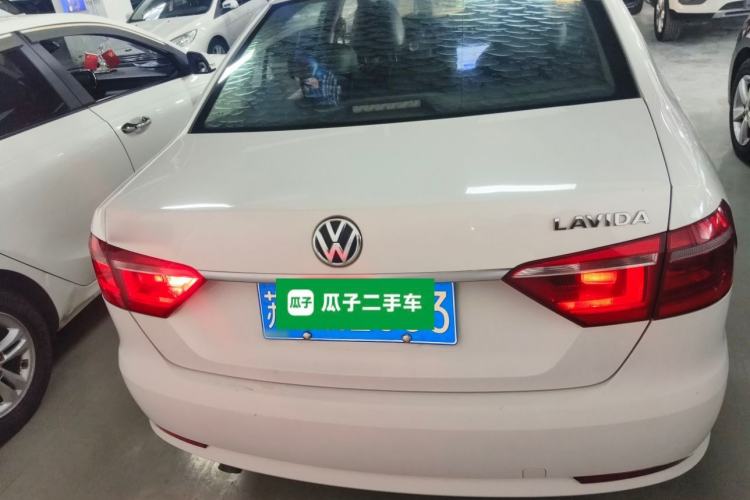 Used Volkswagen Lavida 2013 Revised Classic 1.6L Automatic Fashion Edition Rear