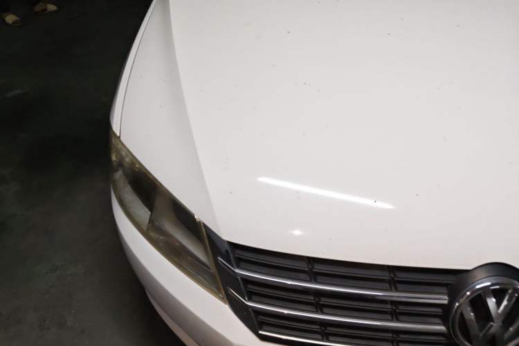 Used Volkswagen Lavida 2013 Revised Classic 1.6L Automatic Fashion Edition Right Front Headlight