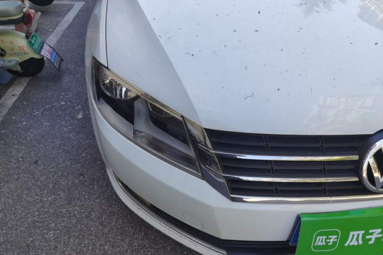 Used Volkswagen Lavida 2013 Revised Classic 1.6L Automatic Fashion Edition Right Front Headlight