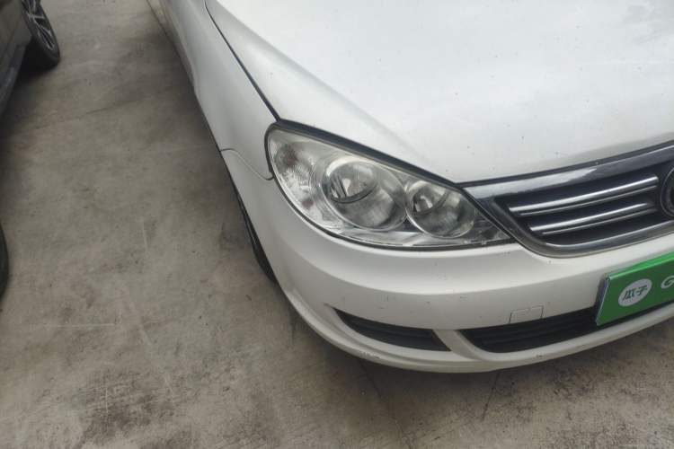 Used Volkswagen Lavida 2013 Classic 1.6L Manual Fashion Edition Right Front Headlight