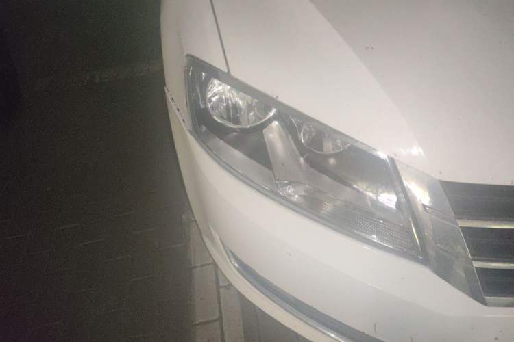 Used Volkswagen Lavida 2013 Restyled Classic 1.6L Automatic Comfort Edition Right Front Headlight