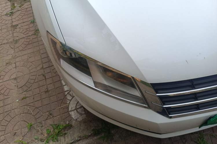Used Volkswagen Lavida 2013 Revised Classic 1.6L Automatic Fashion Edition Right Front Headlight