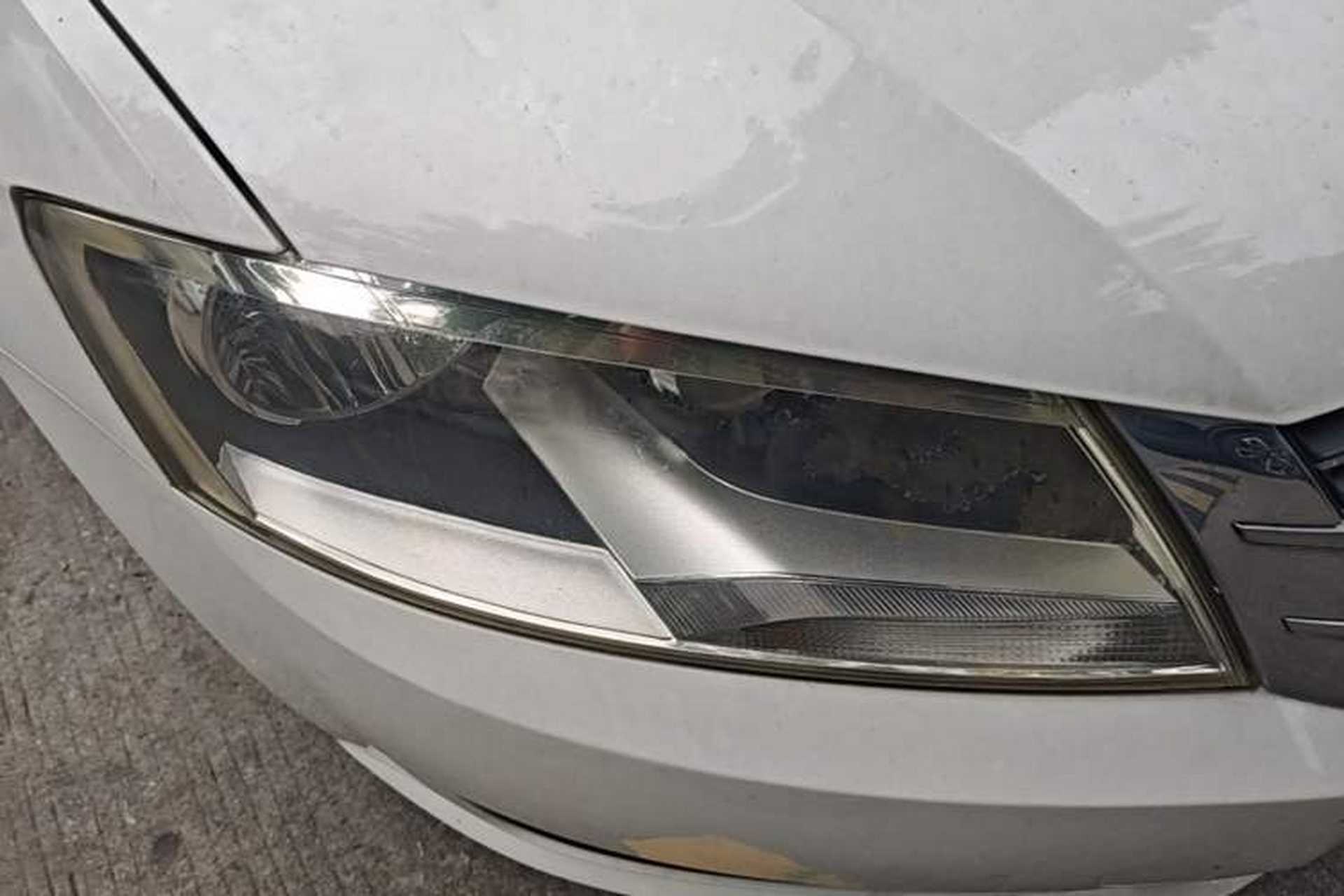 Used Volkswagen Lavida 2013 Revised Classic 1.6L Manual Fashion Edition Right Front Headlight