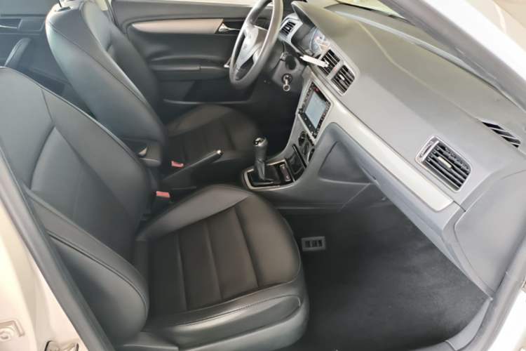 Used Volkswagen Lavida 2013 Restyled Classic 1.6L Manual Comfort Edition Right Front Seat
