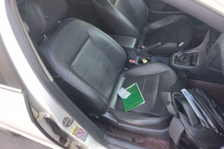 Used Volkswagen Lavida 2013 Restyled Classic 1.6L Manual Comfort Edition Right Front Seat