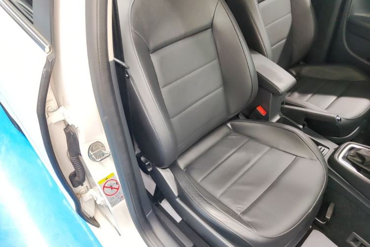 Used Volkswagen Lavida 2013 Restyled Classic 1.6L Automatic Comfort Edition Right Front Seat
