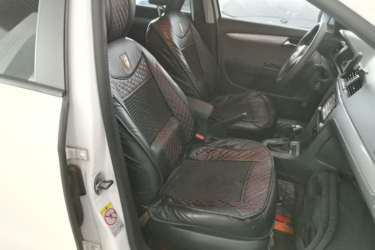 Used Volkswagen Lavida 2013 Revised Classic 1.6L Automatic Fashion Edition Right Front Seat