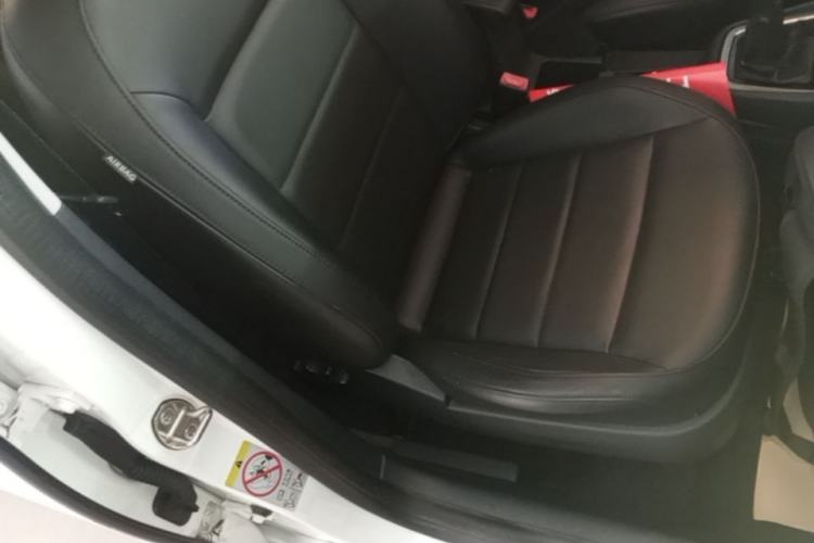 Used Volkswagen Lavida 2013 Restyled Classic 1.6L Manual Comfort Edition Right Front Seat