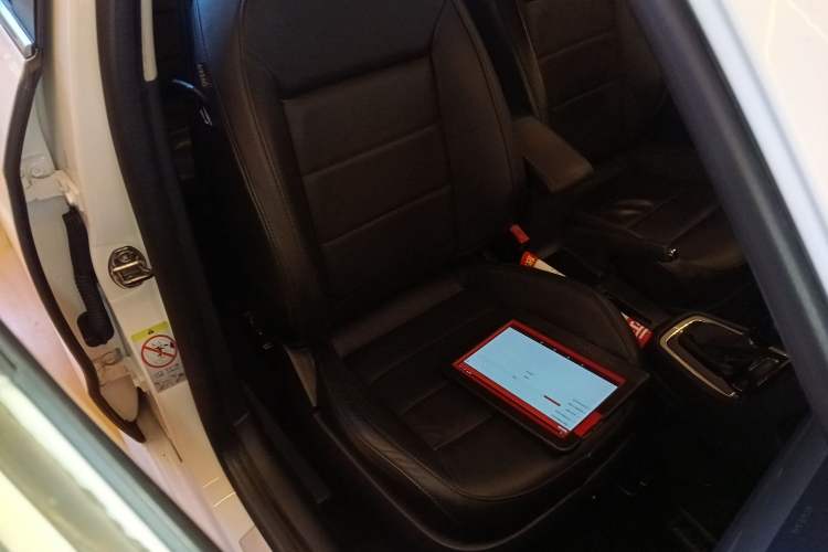 Used Volkswagen Lavida 2013 Restyled Classic 1.6L Automatic Comfort Edition Right Front Seat
